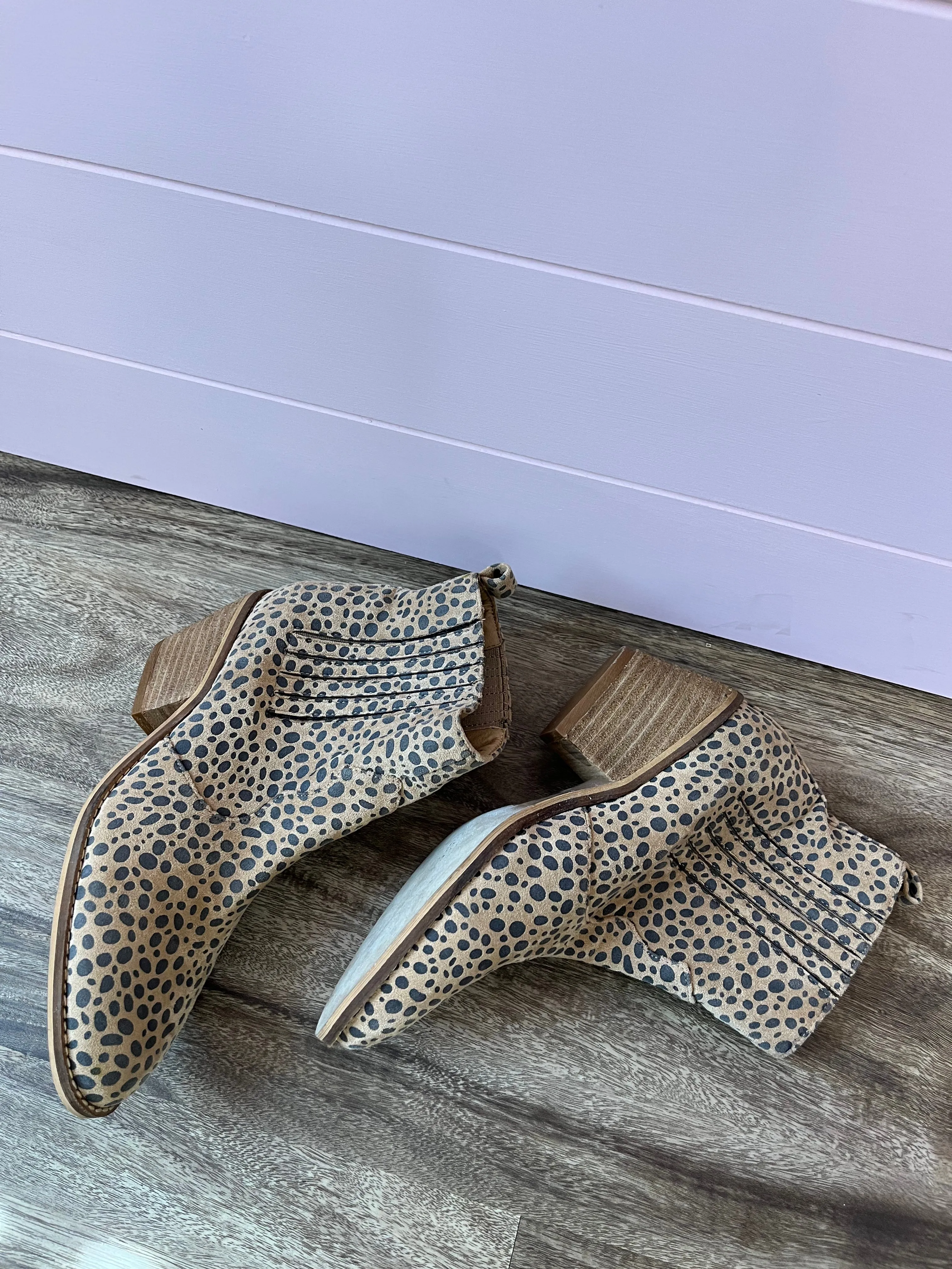 6.5 Let’s See Style LA Leopard Dot Ankle Booties
