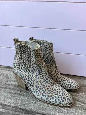 6.5 Let’s See Style LA Leopard Dot Ankle Booties