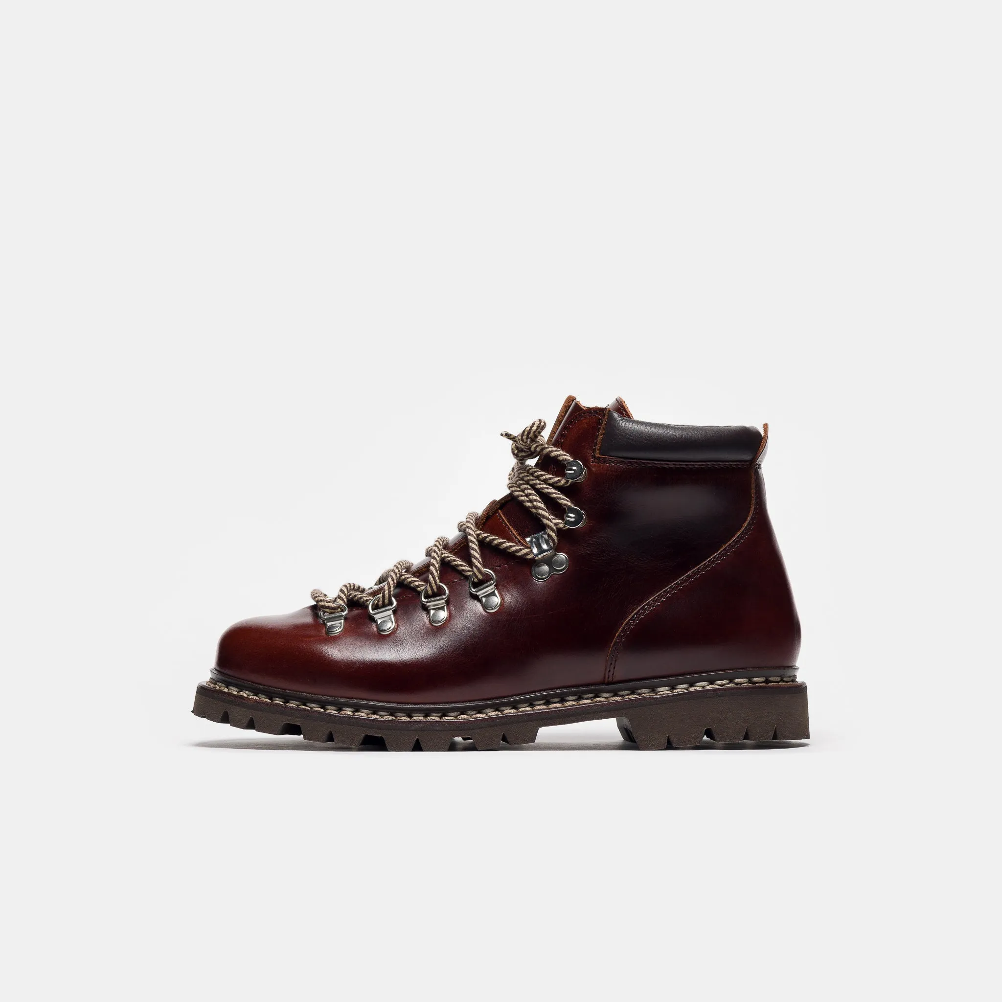 Avoriaz Hiking Boot in Burgundy