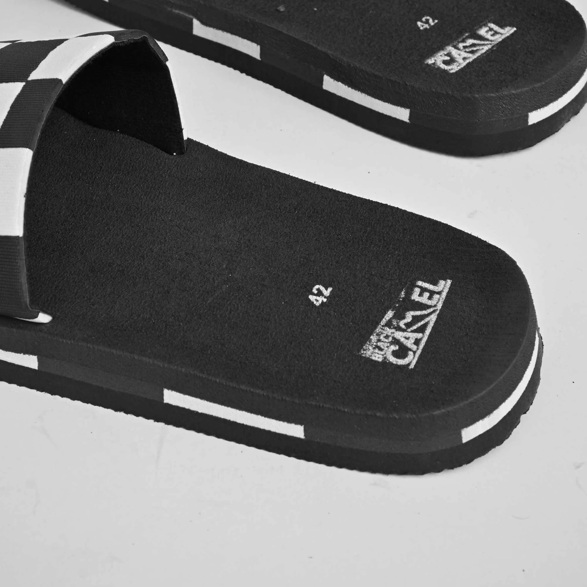Black Camel Men's Check Design Soft Slides