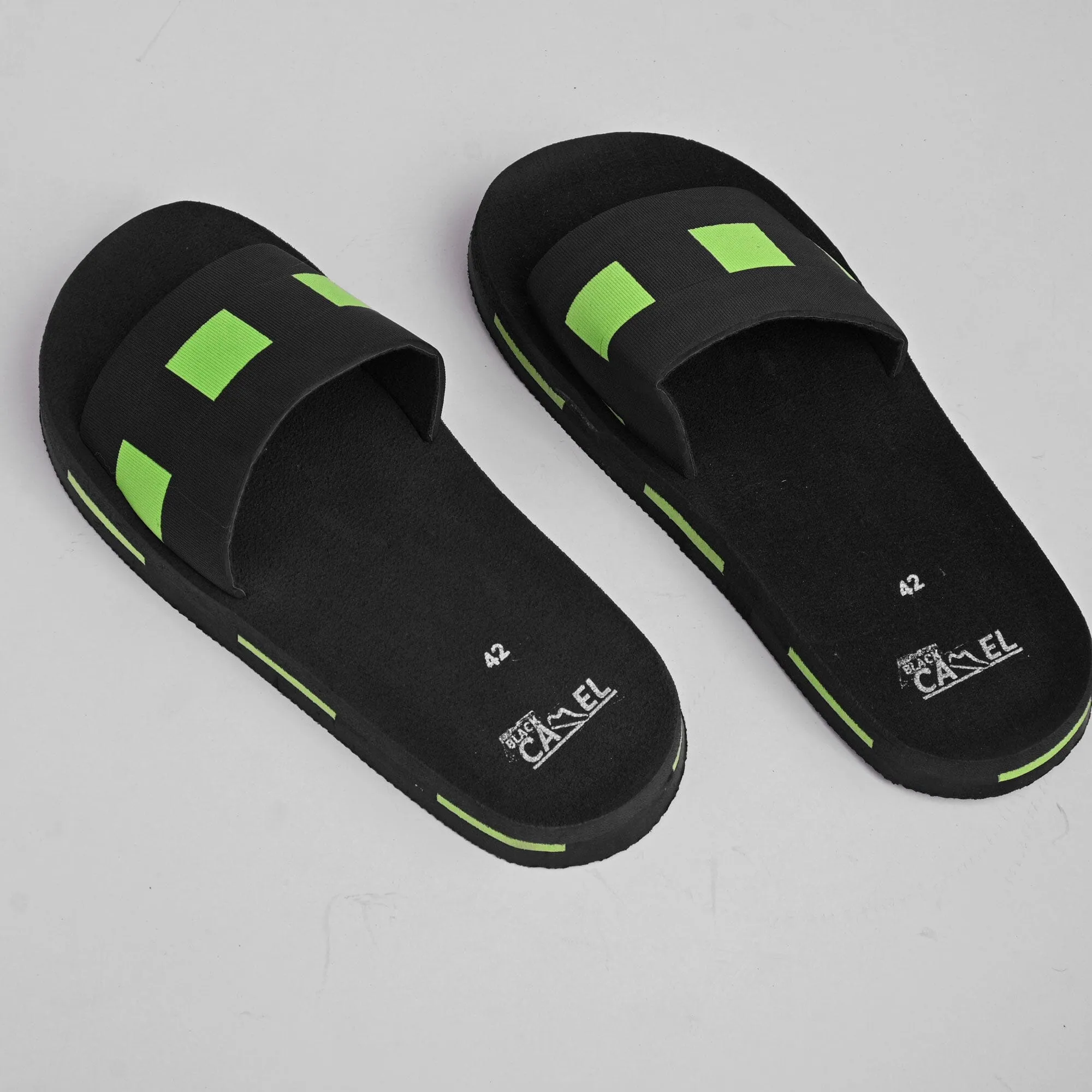 Black Camel Men's Dots Design Soft Slides