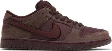 Dunk Low Premium SB "City of Love Collection - Burgundy Crush"