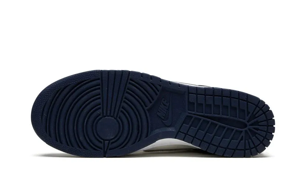 Dunk Low  "Navy / White / Grey"