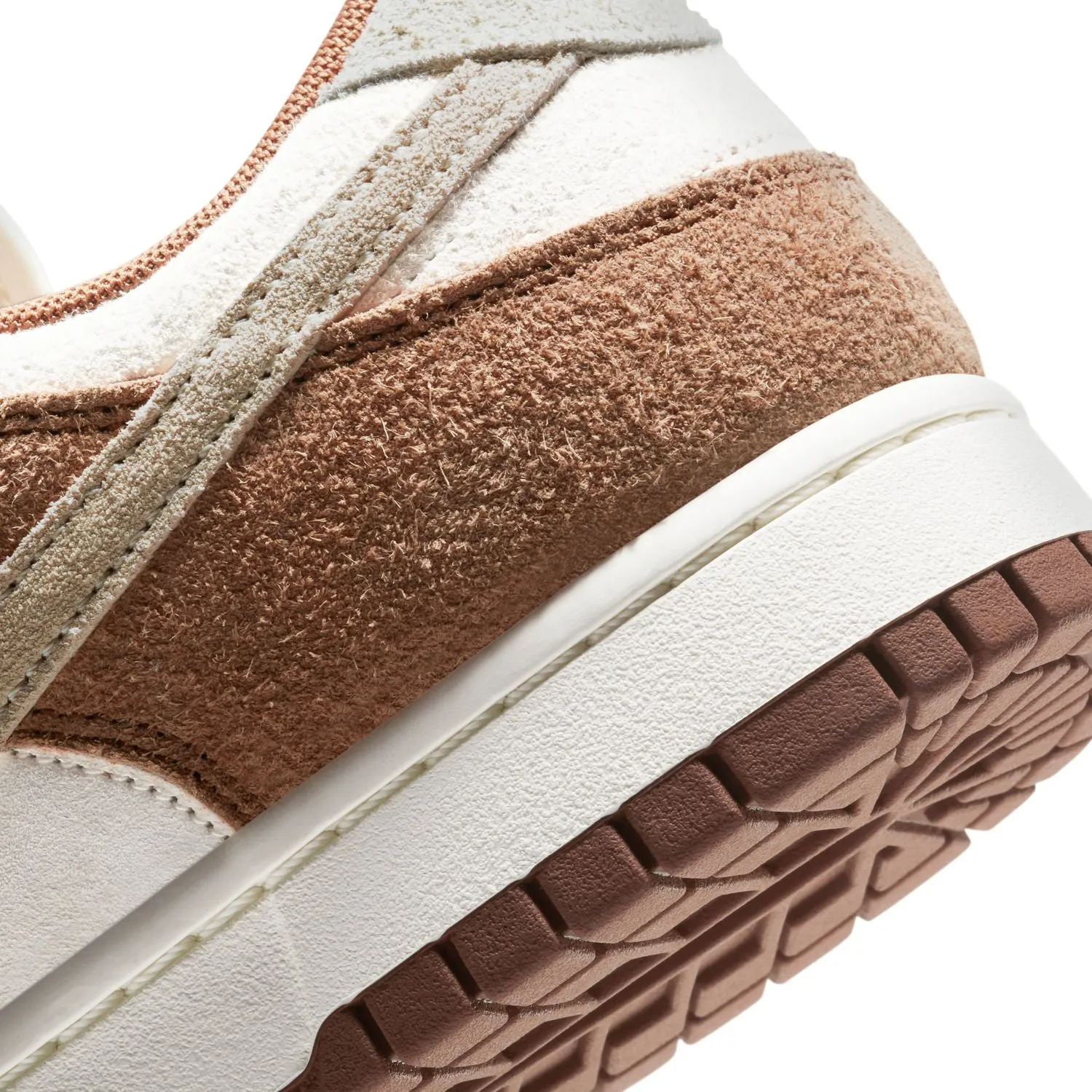 Dunk Low Retro Premium 'Medium Curry'