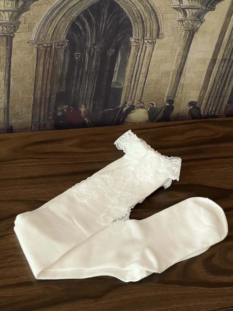 Historically Inspired Knee-High Stockings with Lace Trim in White