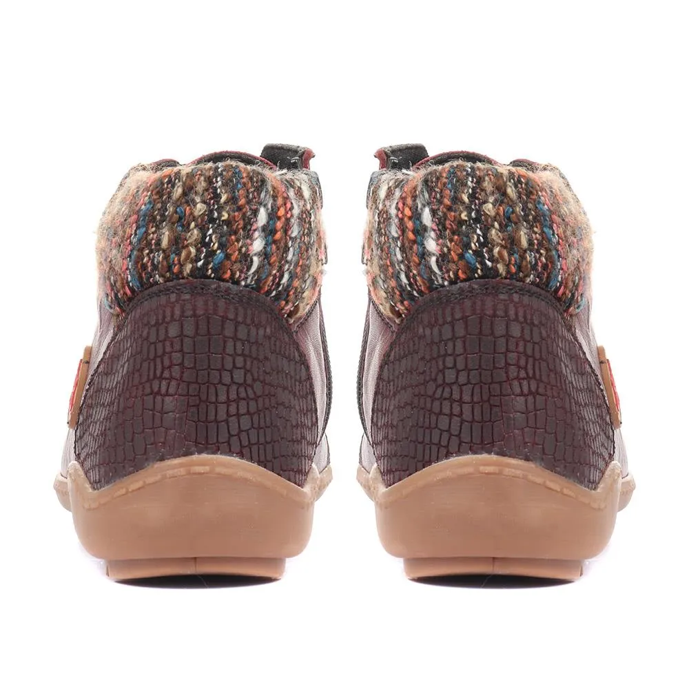 Leather Ankle Boots - HAK32013 / 319 262