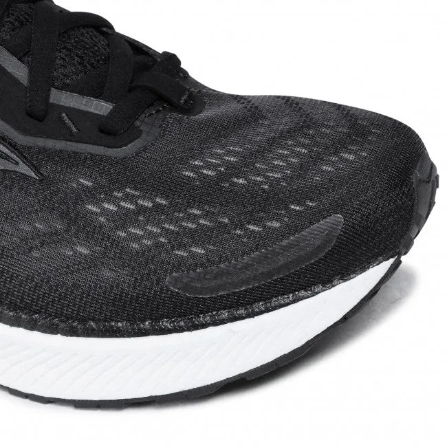 Mens Saucony Triumph 19 Shoes Black / White