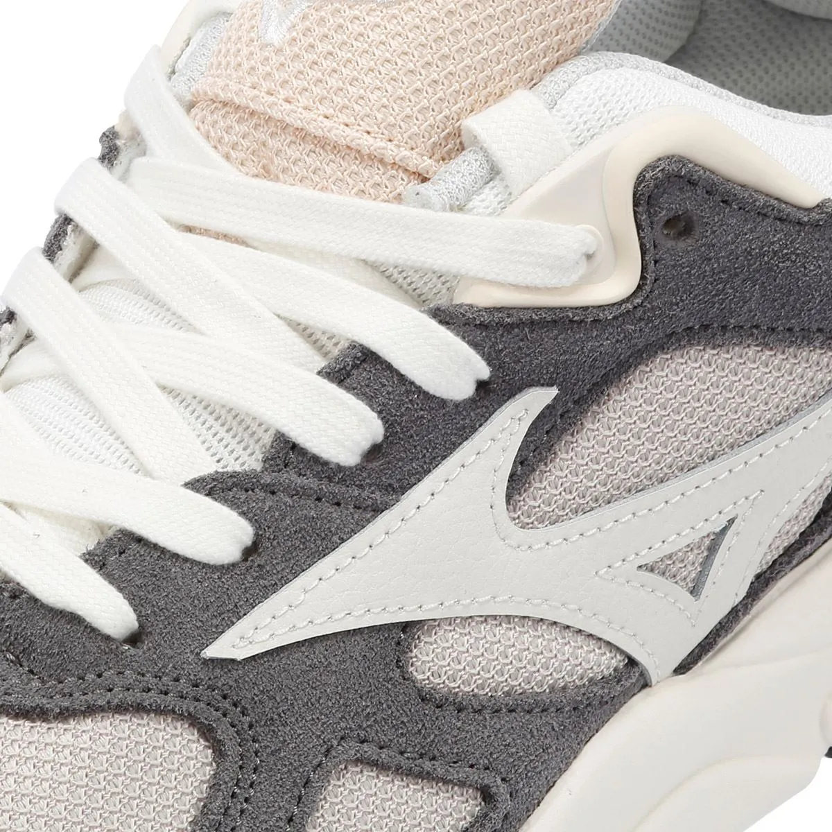 Mizuno Sky Medal S Grey/White Trainers