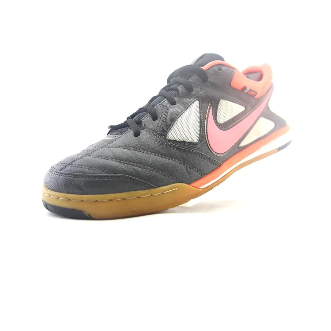 NIKE  GATO 5