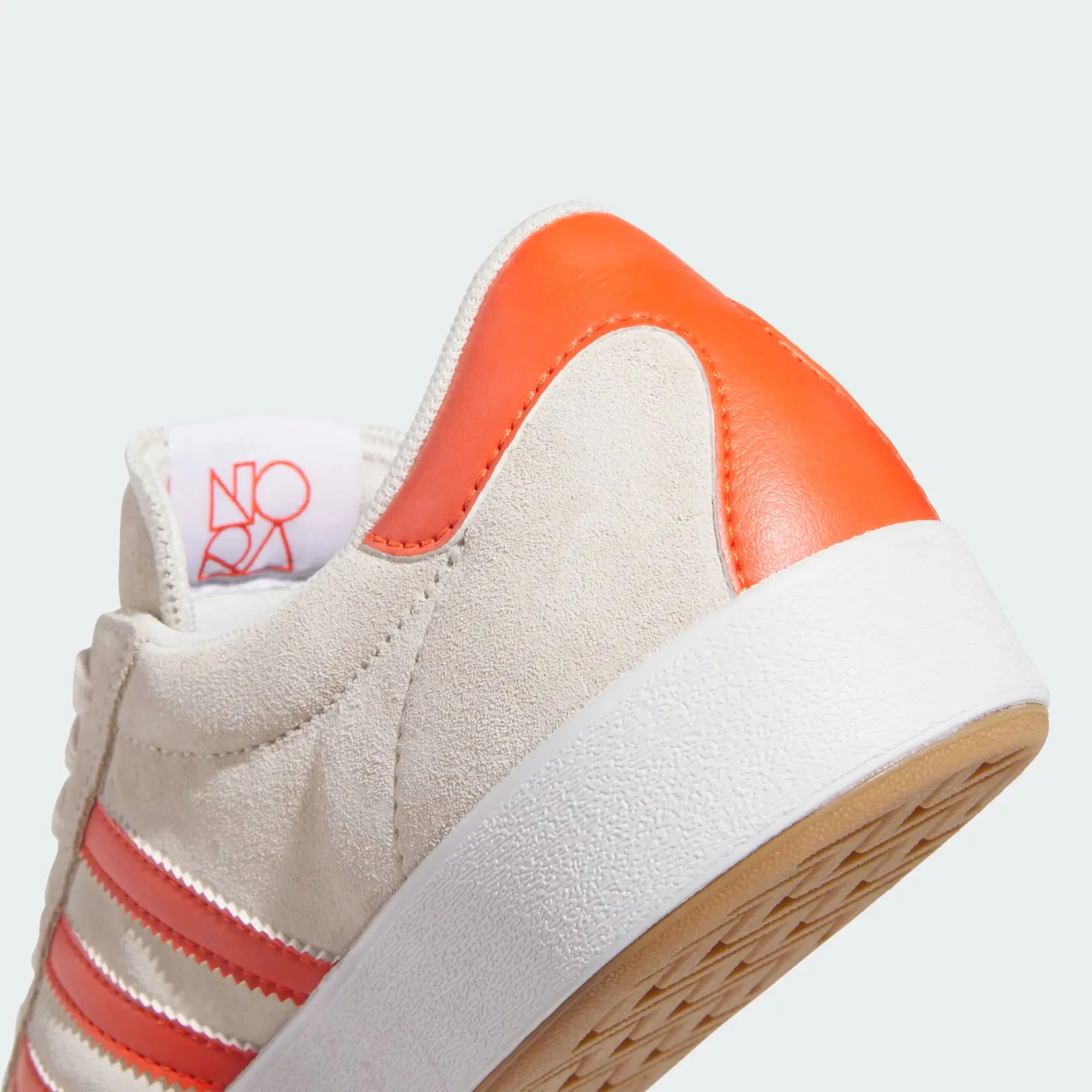 Nora - Wonder White / Orange / Gum