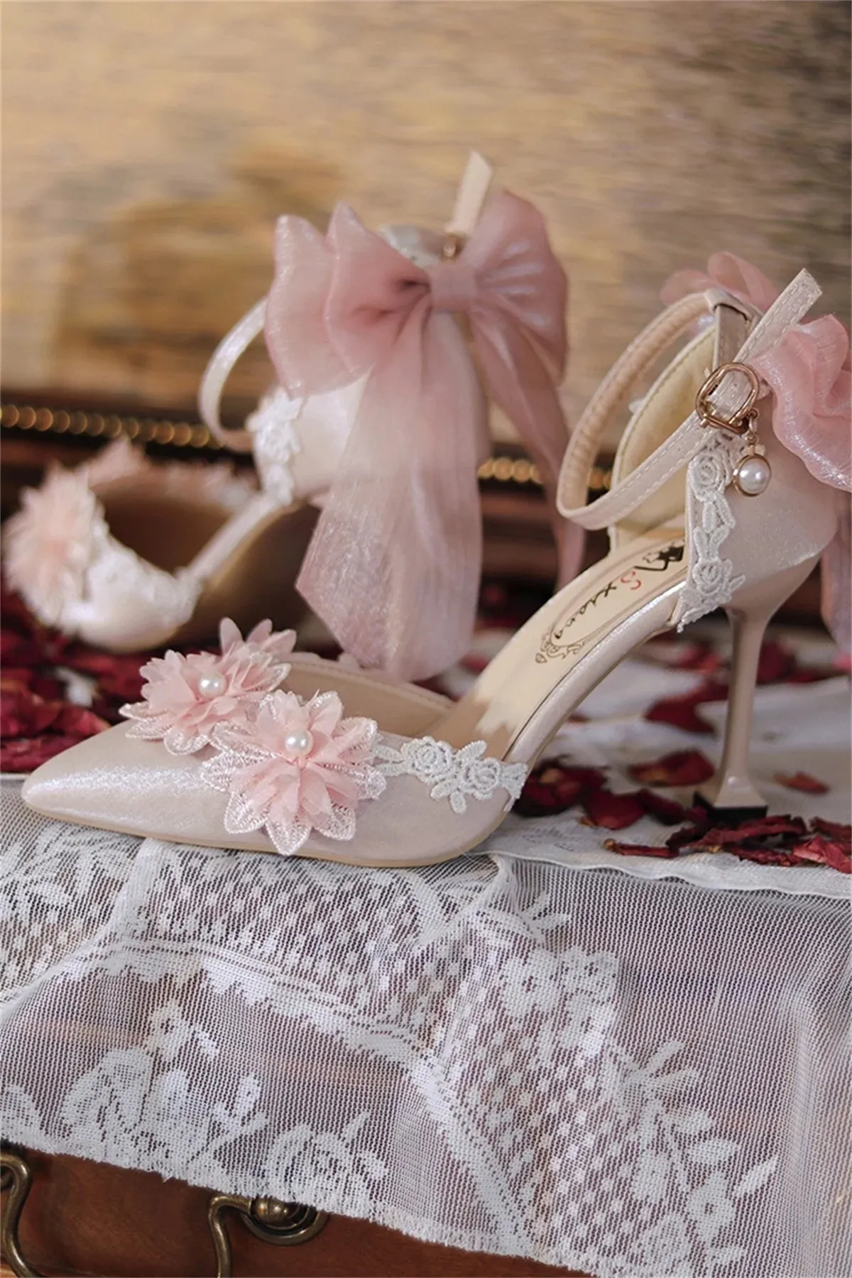 Sohiwoo French Elegant Palaca Tea Party Style Girls Shoes Lolita Wedding Ribbon Bowknot Lace Ruffle Flower Pearls Noble 8cm High Heeled