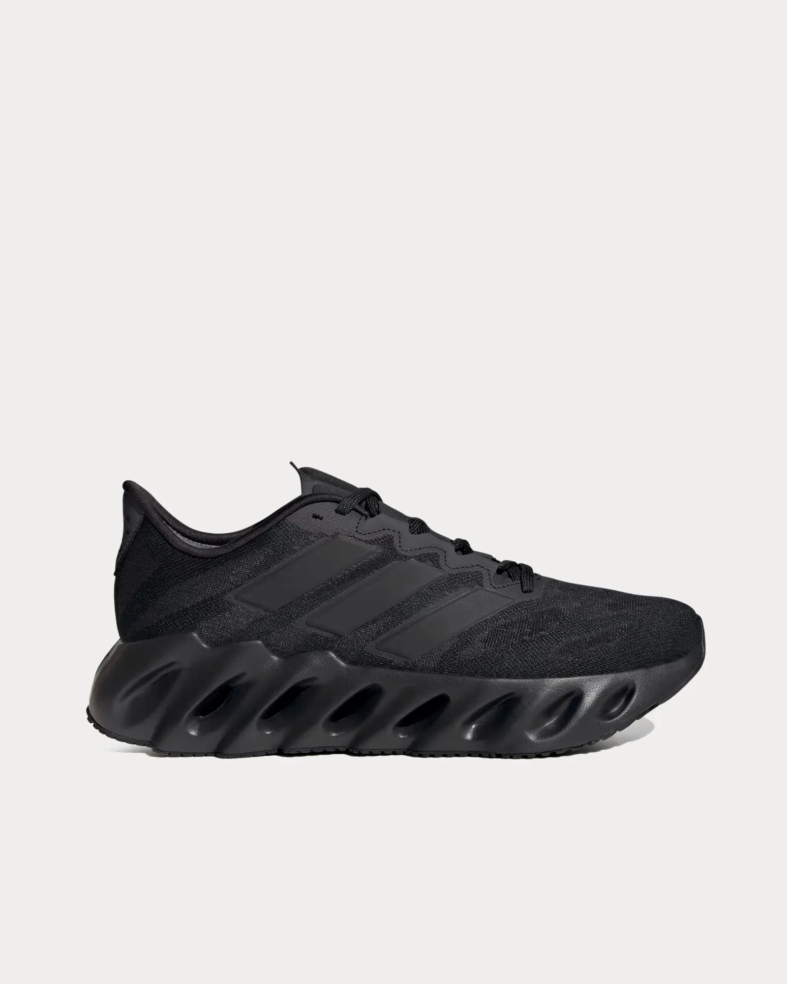 Switch FWD Core Black / Core Black / Carbon Running Shoes