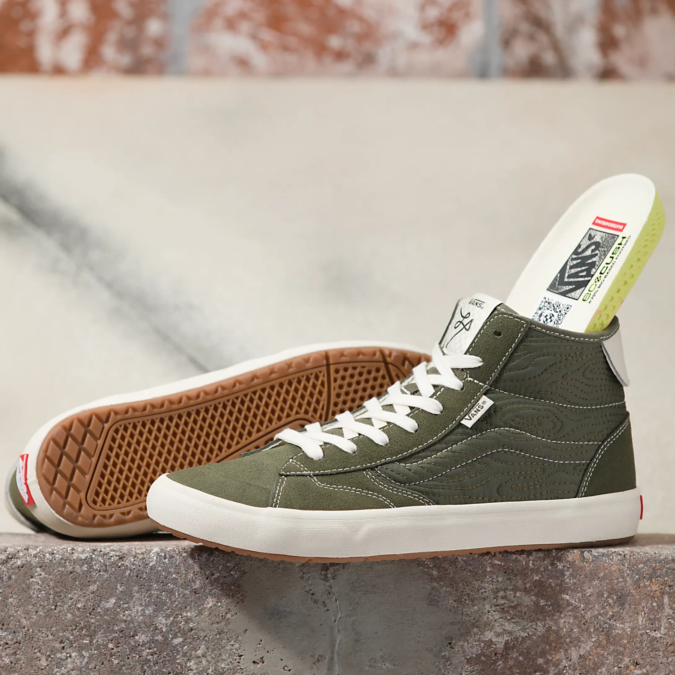 VANS THE LIZZIE QUILTED GRAPE LEAF