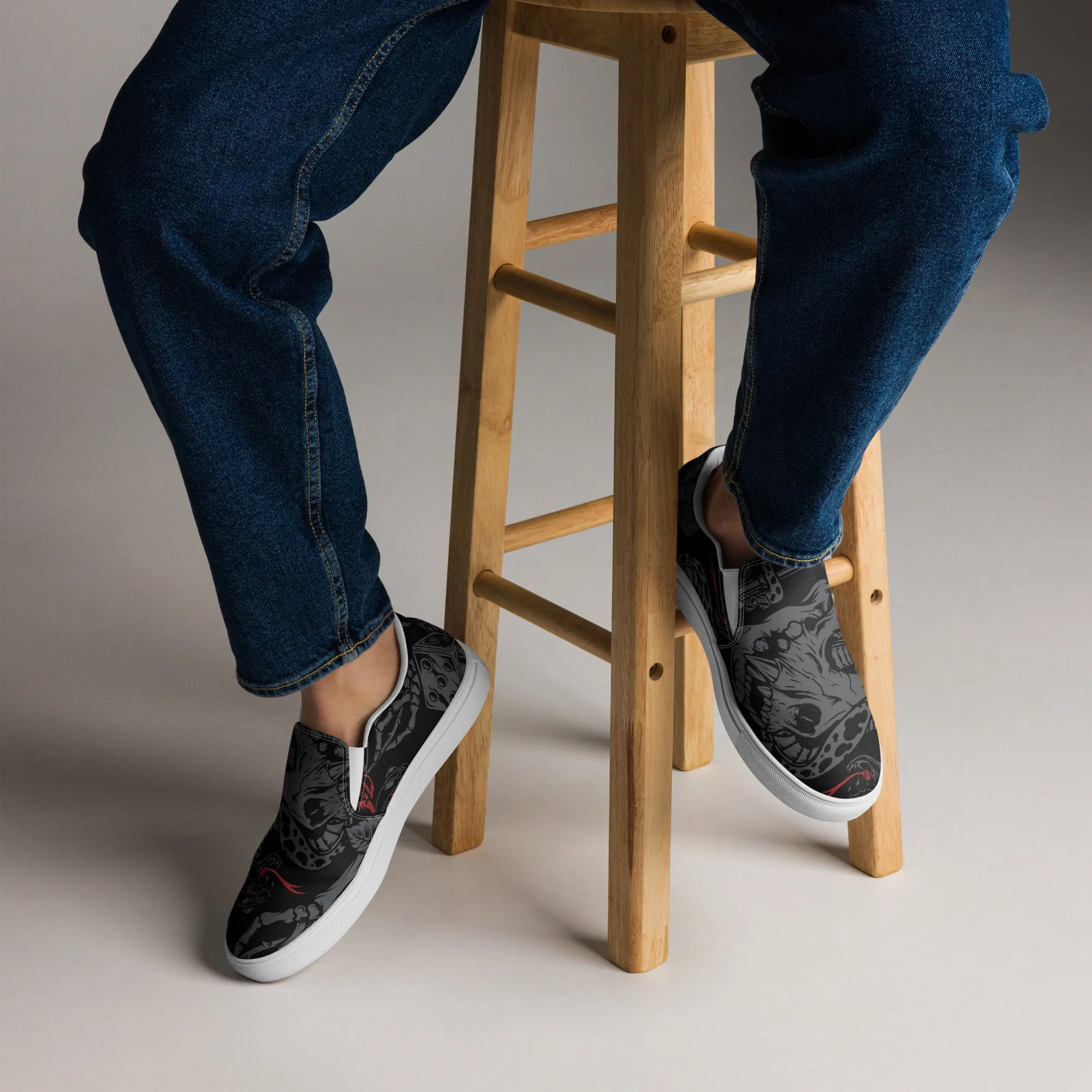 VOODOO MACHINE CO. Men’s slip-on canvas shoes